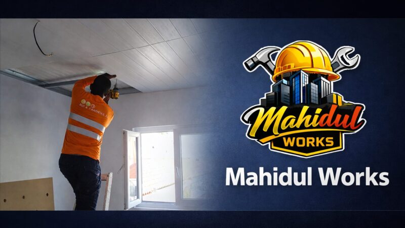 Este manual técnico foi desenvolvido pela Mahidul Works (formação certificada ISQ Academy) para consolidar as melhores práticas na instalação de sistemas de gesso cartonado em Portugal. Sendo um sistema construtivo a seco (Drywall), a precisão na modelação metálica, a escolha correta das placas e o tratamento rigoroso das juntas determinam a qualidade, isolamento e durabilidade da obra, respeitando a norma europeia EN 520. 1. ESTRUTURA METÁLICA E MODULAÇÃO: AFASTAMENTO DE 40 CM Para garantir a estabilidade mecânica e evitar deformações ou fissuras estruturais em divisórias (paredes) e tetos falsos, a regra de ouro da engenharia dita um afastamento máximo de 40 cm (400 mm) de eixo a eixo entre os perfis. Divisórias (Paredes): Fixam-se as Raias (guias horizontais) no teto e no chão com banda acústica. Os Montantes (perfis verticais) devem ser encaixados rigidamente a cada 40 cm. Embora o espaçamento de 60 cm seja comum em zonas secas simples, o afastamento de 40 cm é obrigatório em cozinhas, casas de banho (zonas húmidas) ou quando se aplica placas duplas ou cerâmica (azulejos), suportando maior carga física. Tetos Falsos: Os perfis portantes suspensos por pivots e varões roscados devem manter a modulação de 40 cm. Isso evita o efeito de curvatura (flecha) na placa de gesso devido à gravidade e ao peso do isolamento térmico/acústico. 2. GUIA DE SELEÇÃO DE PLACAS GYPTEC Cada zona de uma habitação exige propriedades técnicas específicas. A gama Gyptec oferece soluções certificadas para cada cenário: Placa HIDRÓFUGA (Verde - Tipo H1): Onde usar: Zona Húmida (Casas de banho / WCs, lavandarias) e paredes de suporte na Cozinha. Porquê: Contém agentes hidrófugos que reduzem a absorção de água e previnem o aparecimento de bolor. É a base ideal para aplicar revestimento cerâmico (azulejos). Placa ANTI-FOGO (Rosa - Tipo F): Onde usar: Cozinhas (zona de fogão/forno), lareiras, casas de máquinas e divisórias corta-fogo. Porquê: Incorpora fibra de vidro na alma de gesso, aumentando a resistência mecânica e retardando a propagação do fogo em caso de incêndio. Placa ALTA DUREZA (Azul / Cinza Escuro - Tipo D): Onde usar: Salas, corredores e zonas de grande impacto ou edifícios públicos (escolas, hospitais). Porquê: Tem maior densidade superficial, oferecendo extrema resistência a pancadas e melhorando o isolamento acústico natural. Placa GOLD (Multifunções - D, F, H1, I, R): Onde usar: Salas de estar, quartos premium e ginásios domésticos. Porquê: Uma placa topo de gama "tudo-em-um" que resiste ao fogo, humidade moderada, impactos e possui alta capacidade de suporte para cargas suspensas (como TVs de grandes dimensões e armários). Placa GYPTEC A1 (Branca - Tipo A): Onde usar: Rotas de evacuação, tetos técnicos e saídas de emergência. Porquê: Totalmente incombustível (Reação ao fogo Classe A1), garantindo segurança máxima em projetos comerciais e residenciais exigentes. 3. ISOLAMENTO TÉRMICO E ACÚSTICO Um sistema de gesso cartonado só está completo com o correto isolamento interior: Isolamento Acústico (Quarto e Sala): No interior da estrutura de 40 cm, deve aplicar-se Lã de Rocha (Mineral) com densidade entre 40 kg/m³ e 70 kg/m³. Isto amortece as ondas sonoras (ruído aéreo) entre divisões. Em tetos falsos, reduz drasticamente o ruído de passos proveniente do piso superior. Isolamento Térmico: Em revestimentos de paredes exteriores (fachadas interiores), aplica-se Lã de Vidro ou Lã de Rocha de baixa densidade. Este sistema elimina as pontes térmicas, mantendo a temperatura estável em Portugal (isolando contra o frio rigoroso do inverno e o calor do verão). 4. TRATAMENTO DE JUNTAS: FITAS ADEQUADAS O tratamento de juntas deve seguir o processo de 3 demãos de massa. A escolha da fita (Fita junta) varia segundo o ambiente: Zonas Normais (Quartos, Salas, Corredores): Usa-se obrigatoriamente a Fita de Papel Kraft Microperfurado. É a única fita homologada que oferece máxima resistência à tração mecânica estrutural, evitando microfissuras a longo prazo. Zonas Húmidas (Casas de Banho e Cozinhas): Devido à presença de vapor e humidade que podem deteriorar o papel, utiliza-se a Fita de Rede de Fibra de Vidro (Autoadesiva) em conjunto com massa de juntas de secagem rápida repelente à água (Classe H1). 5. JUNTAS DE DILATAÇÃO: REGRA DE ENGENHARIA As construções sofrem movimentações devido a variações térmicas e assentamento do edifício. As regras técnicas para juntas de dilatação são: A cada 15 Metros: É obrigatório interromper a continuidade da parede ou teto falso e criar uma junta de dilatação técnica a cada 15 metros lineares. Espaçamento por Camadas de Placas (Regra de Ouro): Placa Simples (1 Layer): Deve deixar-se uma folga aberta de 1 cm (10 mm) entre as placas na transição da junta. Placa Dupla (2 Layers): Devido à maior rigidez e peso do sistema de dupla placa, a junta técnica de dilatação deve ter uma abertura livre de 2 cm (20 mm). Acabamento: O vão é preenchido com um perfil de PVC de dilatação adequado ou mastique elástico de poliuretano, garantindo que a estrutura "respire" sem fissurar a superfície visível.
